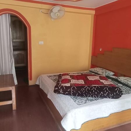 Goroomgo Hotel Shivay Near Kausani Chouraha - Mountain View - Excellent Customer Service エクステリア 写真