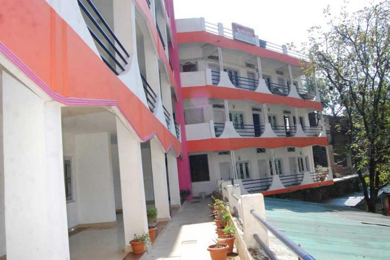 Goroomgo Hotel Shivay Near Kausani Chouraha - Mountain View - Excellent Customer Service エクステリア 写真