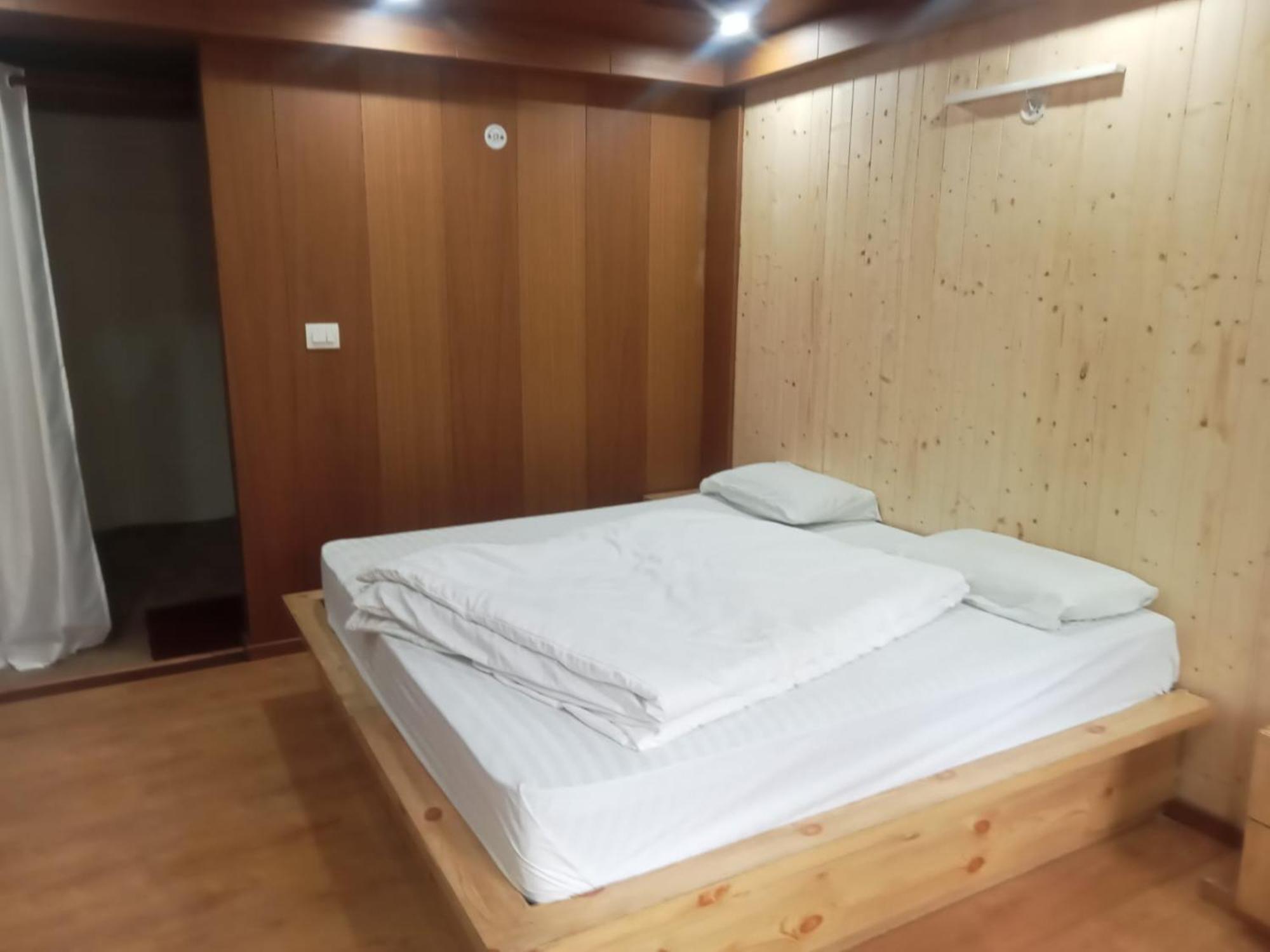 Goroomgo Hotel Shivay Near Kausani Chouraha - Mountain View - Excellent Customer Service エクステリア 写真